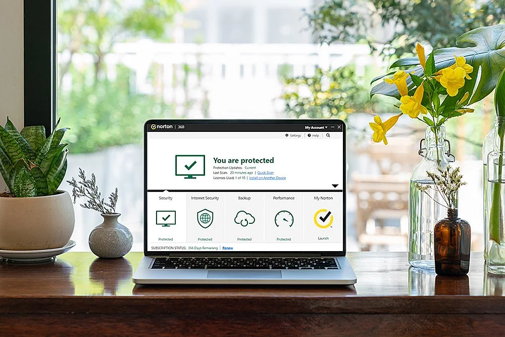 Norton - 360 Deluxe (3 Device) Antivirus Internet Security Software + VPN + Dark Web Monitoring (1 Year Subscription) - Android, Mac OS, Windows, Apple iOS [Digital]